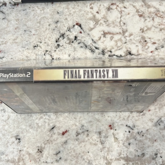 Final Fantasy XII PS2 (Sony PlayStation 2, 2006) - Picture 3 of 4